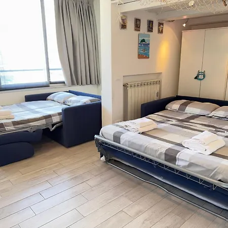 Centre, Ideal For Families 아파트 *